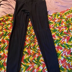 Flirtatude black cotton leggings, size XL in black.